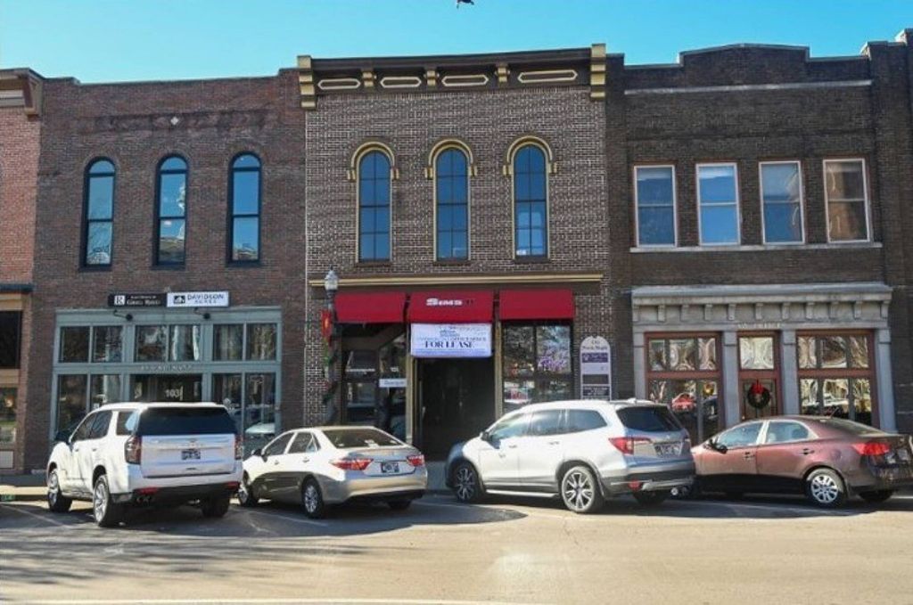 105 N Maple St, Murfreesboro