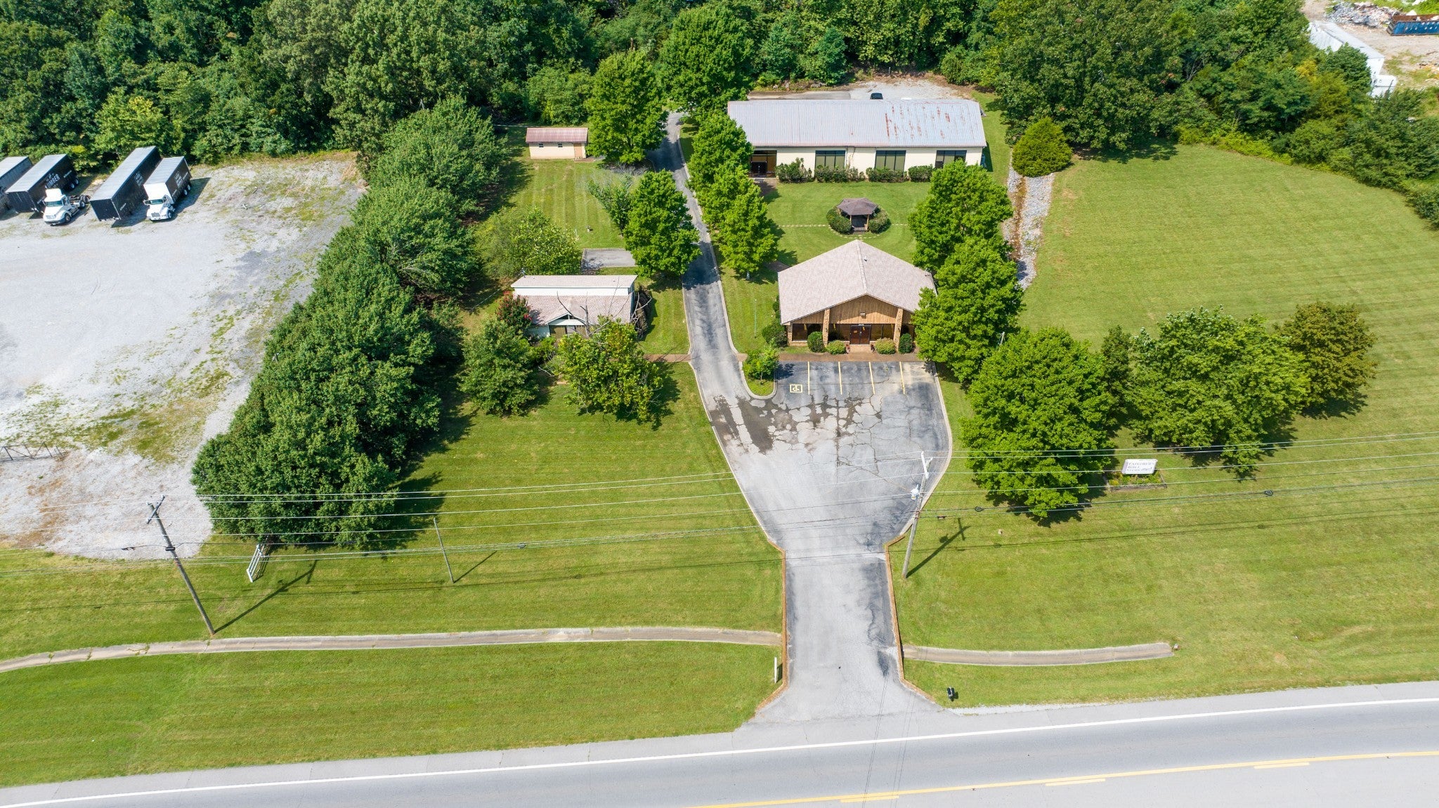 Photo of Listing #2557595