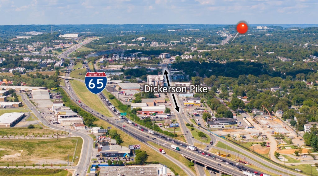 2705 Dickerson Pike, Nashville
