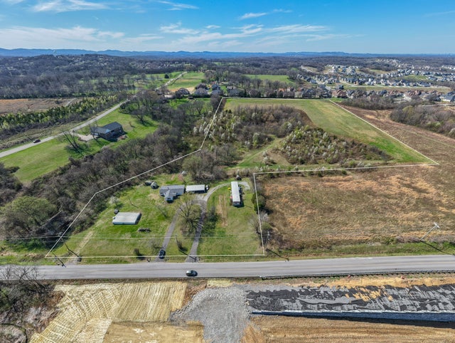 930 Waldron Rd, La Vergne