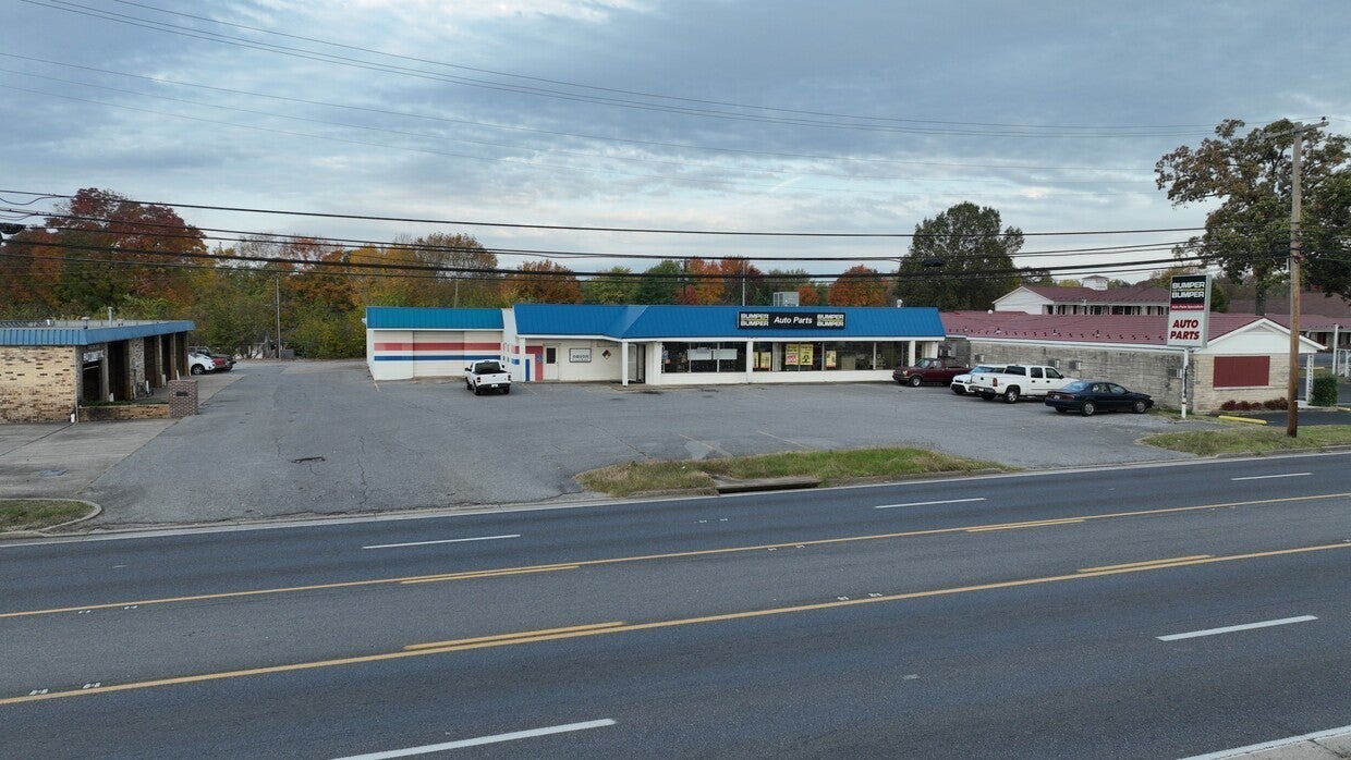 Photo of Listing #2816179