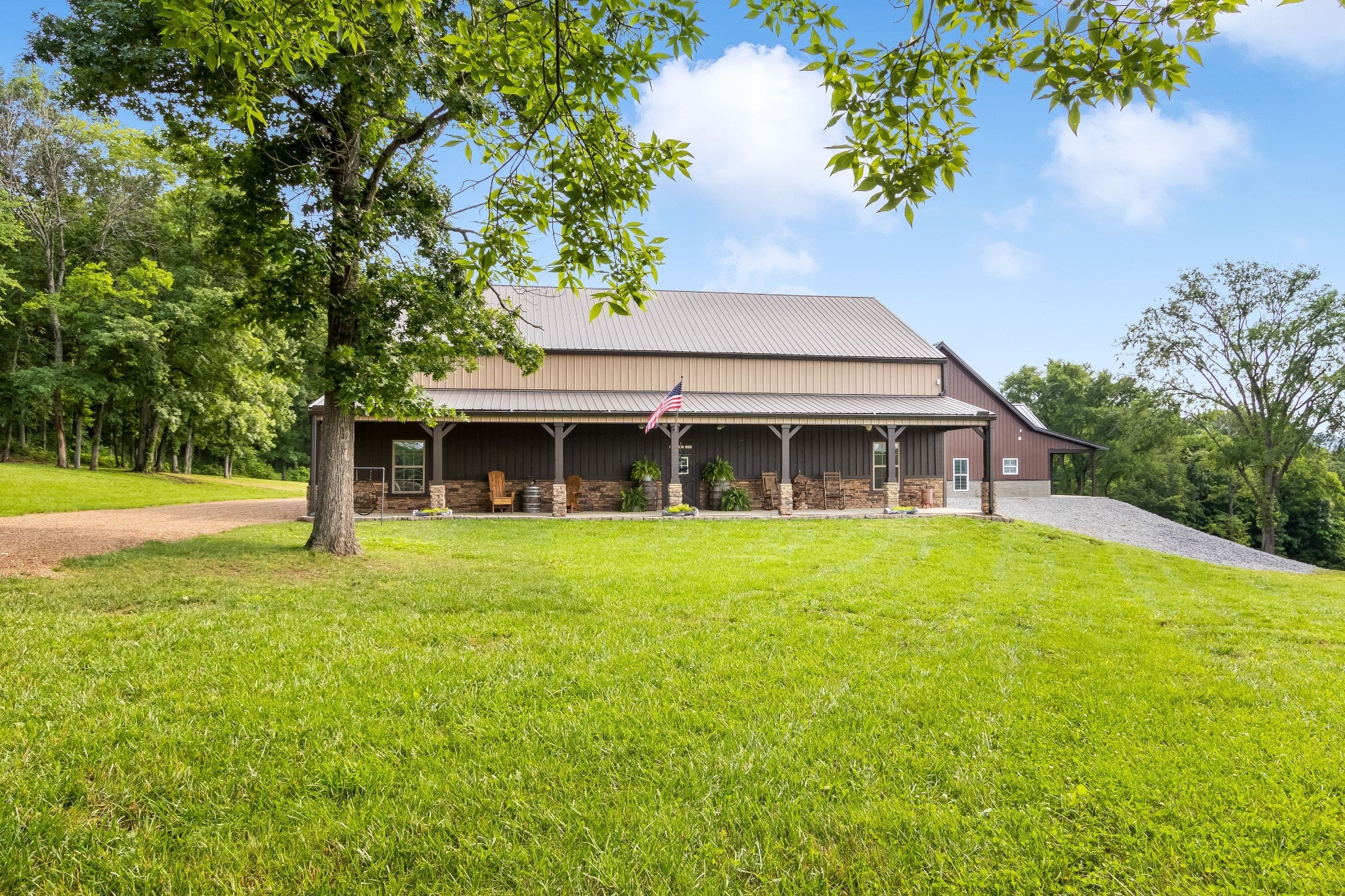 Photo of Listing #2914692