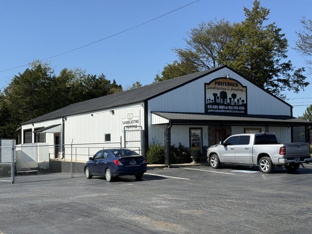 201 Anthony Ln, Shelbyville