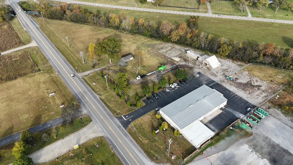 6853 Lascassas Pike, Lascassas