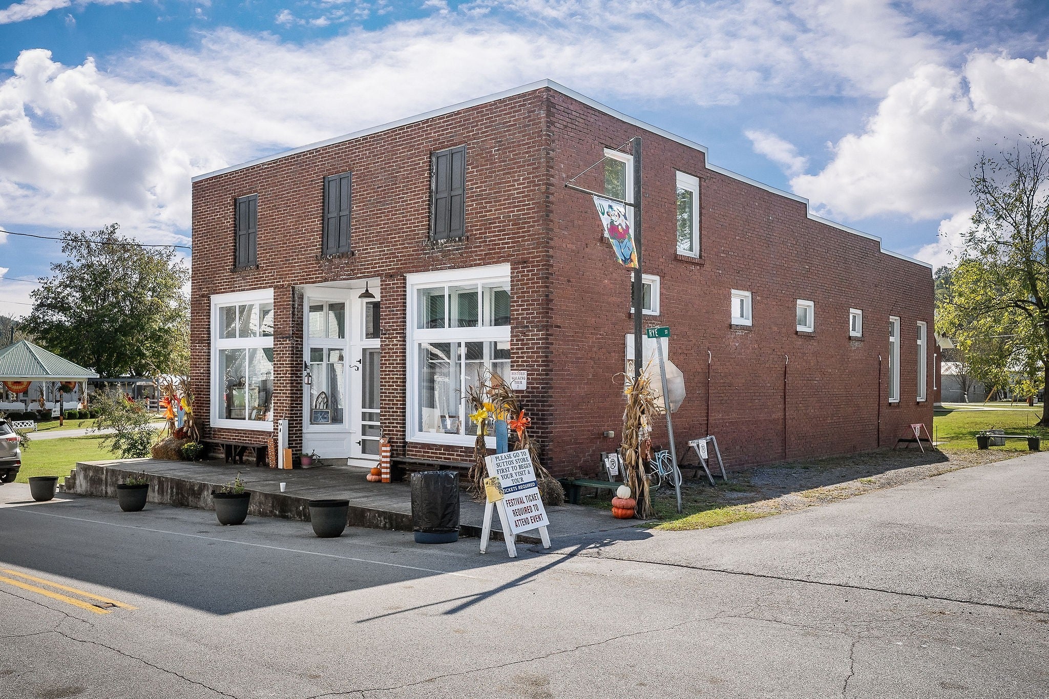 Photo of Listing #3030936