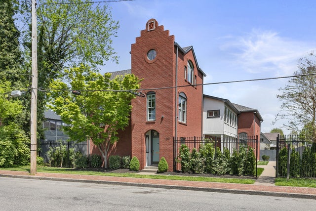 1212 6th Ave N, Nashville