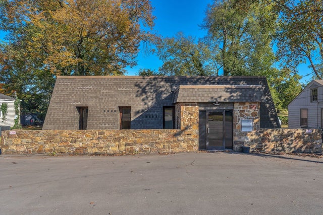 526 E Iris Dr, Nashville