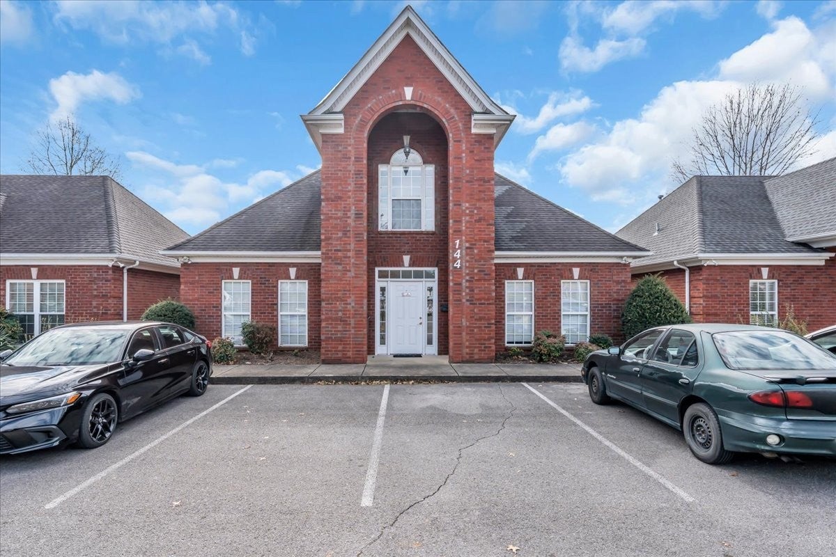 Photo of Listing #3065327