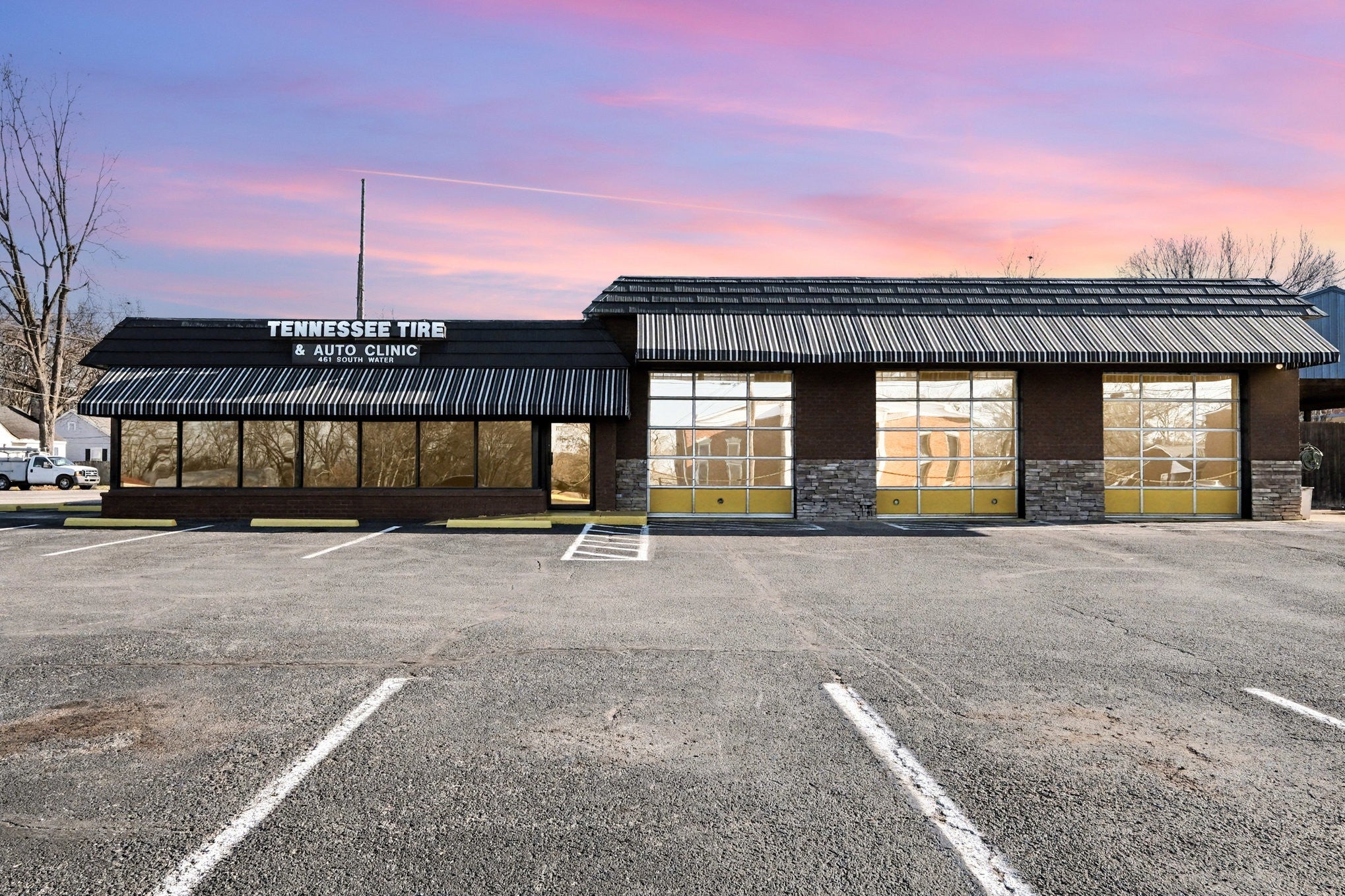 Photo of Listing #3068399