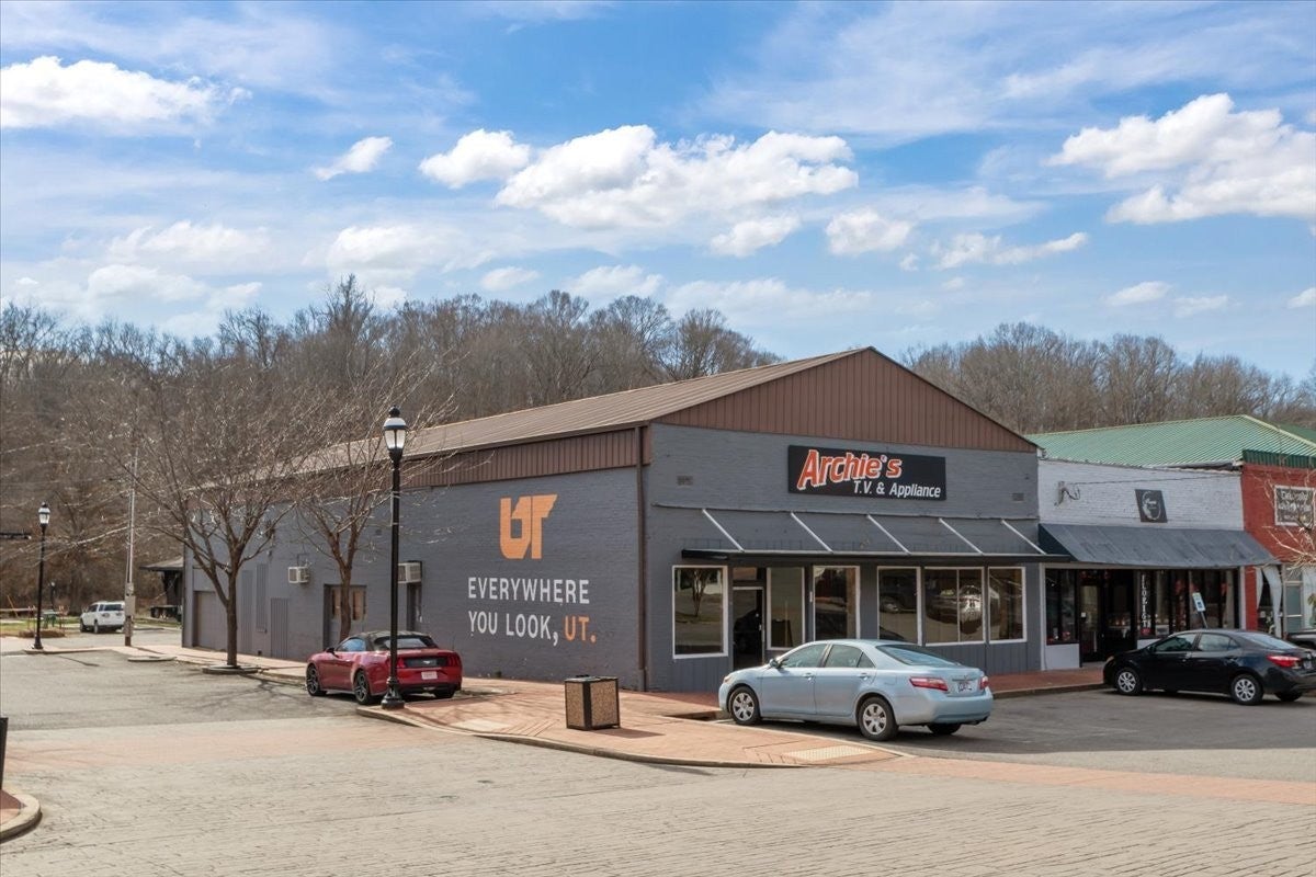 Photo of Listing #3097594