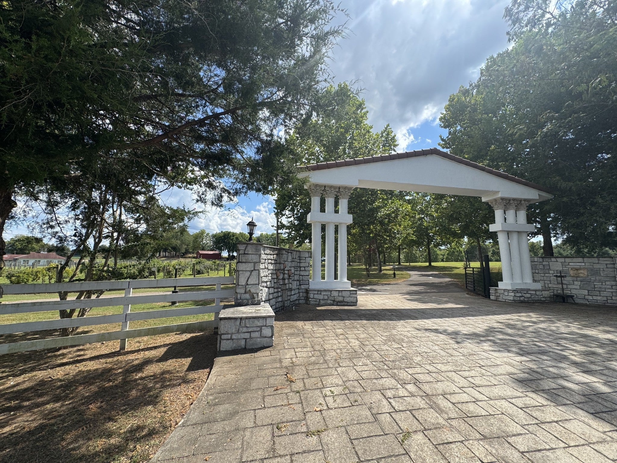 Photo of Listing #3124391