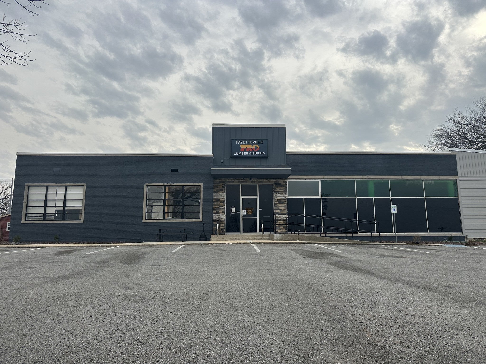 Photo of Listing #3131279