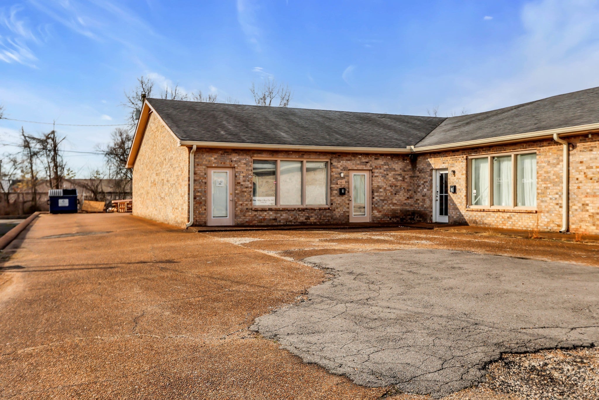 Photo of Listing #3135836