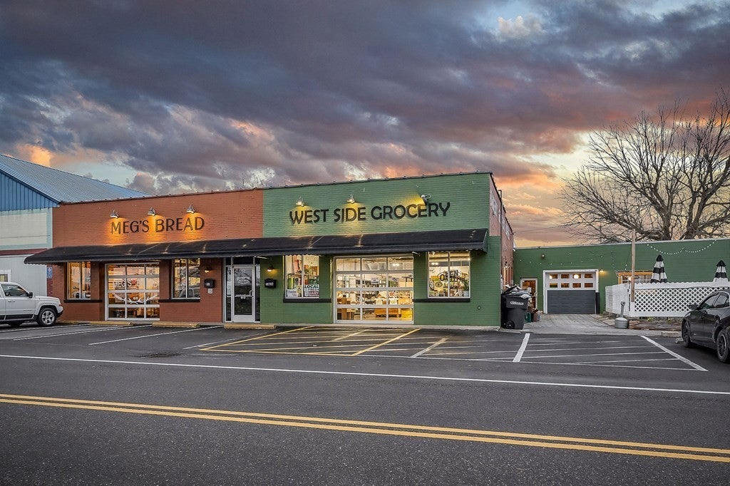 Photo of Listing #3145168