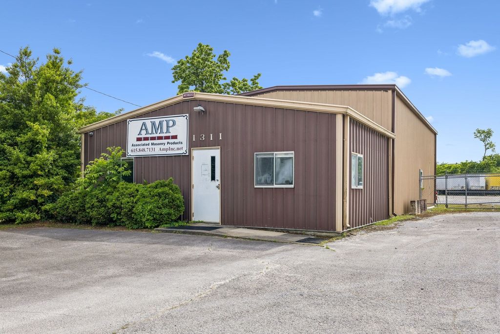 1311 W College St, Murfreesboro