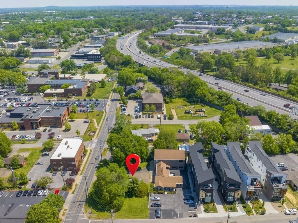 2700 Greystone Rd, Nashville