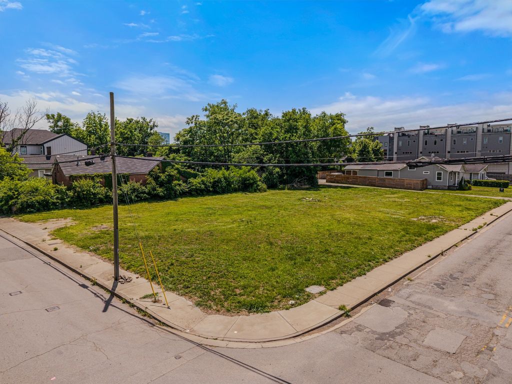 616 26th Ave N, Nashville