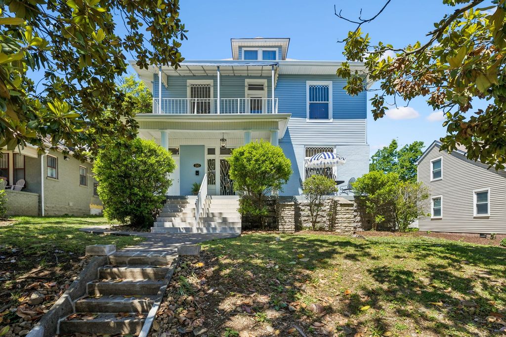 1313 16th Ave S, Nashville