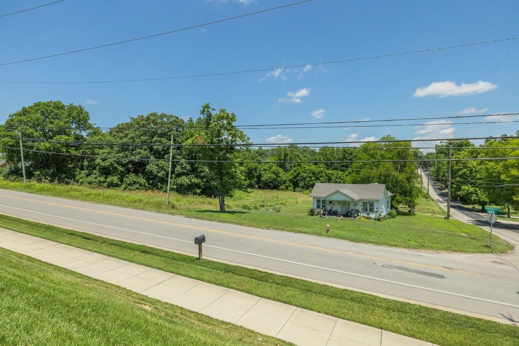 2624 Couchville Pike, Nashville