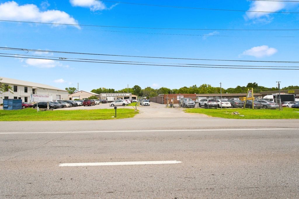 5397 Murfreesboro Rd, La Vergne