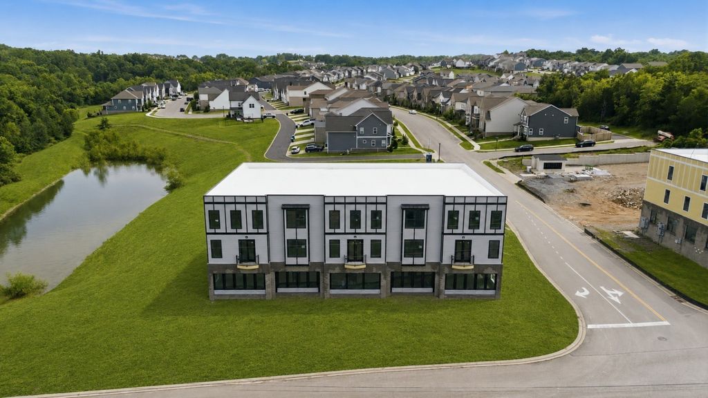 100 Oasis Dr, La Vergne