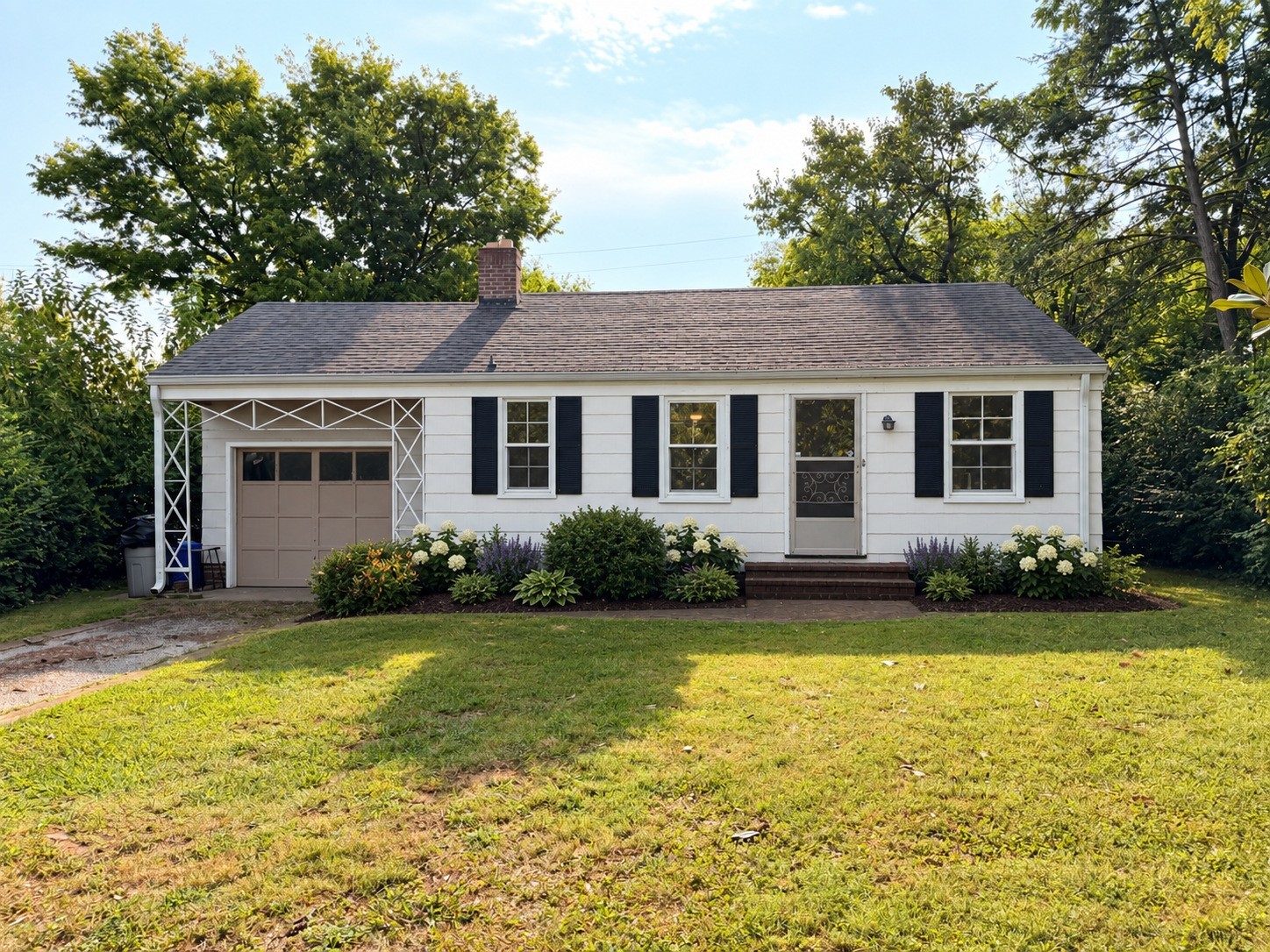 Home for sale in 2826 Columbine Pl E Nashville, TN