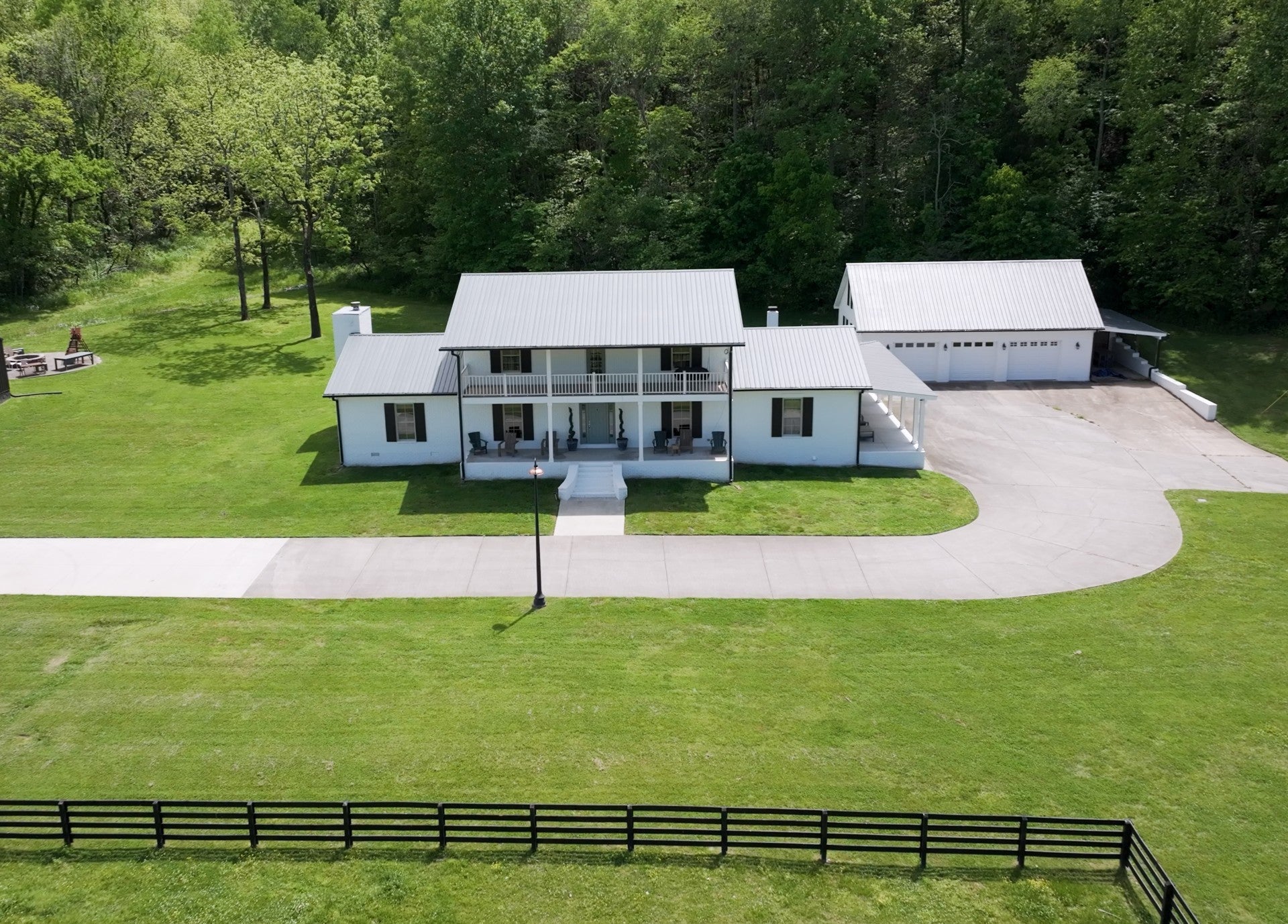Photo of Listing #2675242