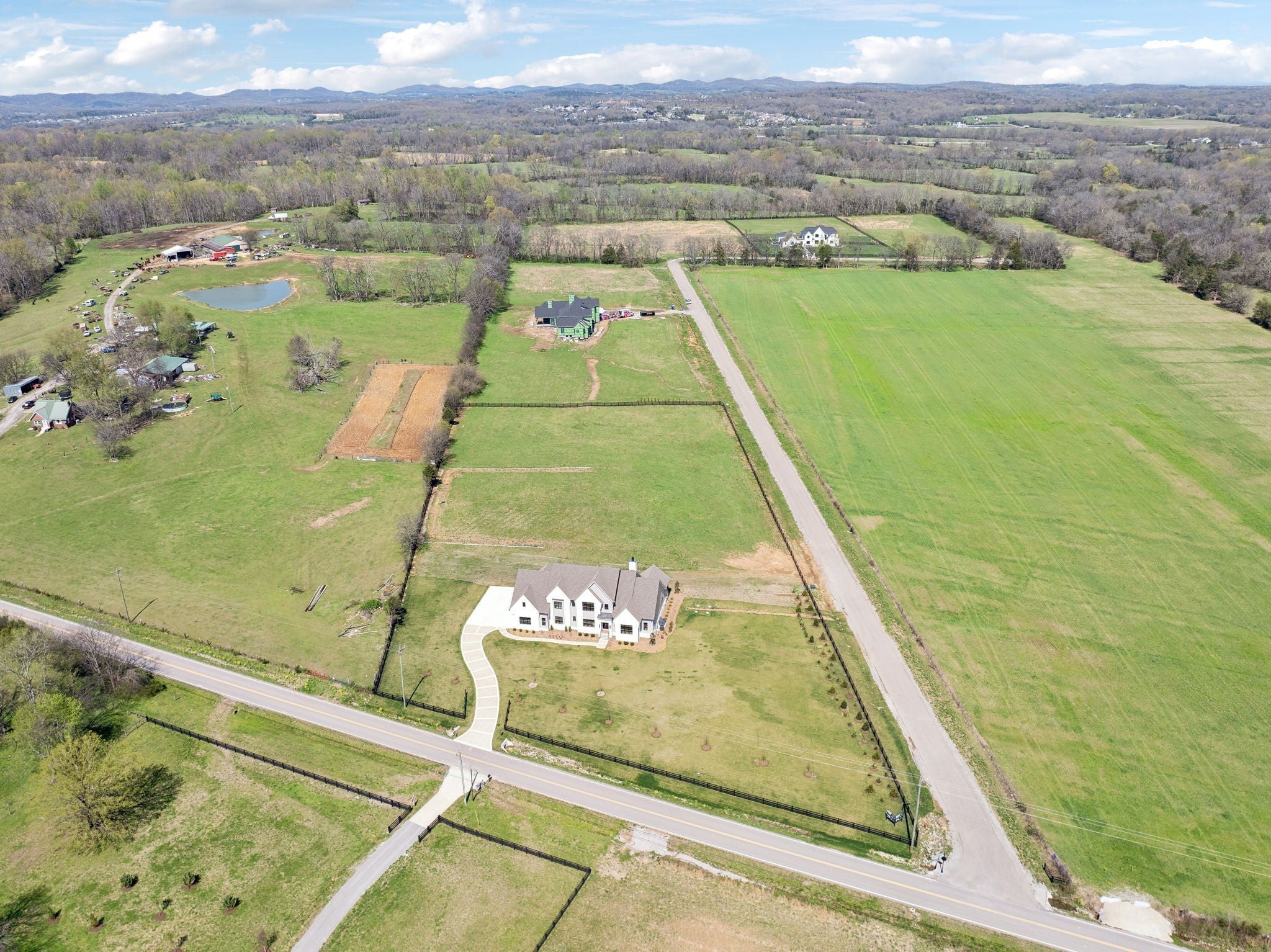 Photo of Listing #2813855