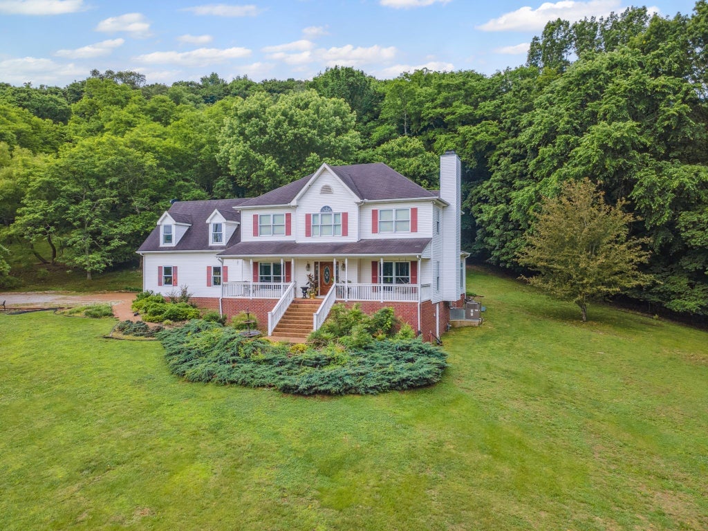 6873 Giles Hill Rd, College Grove