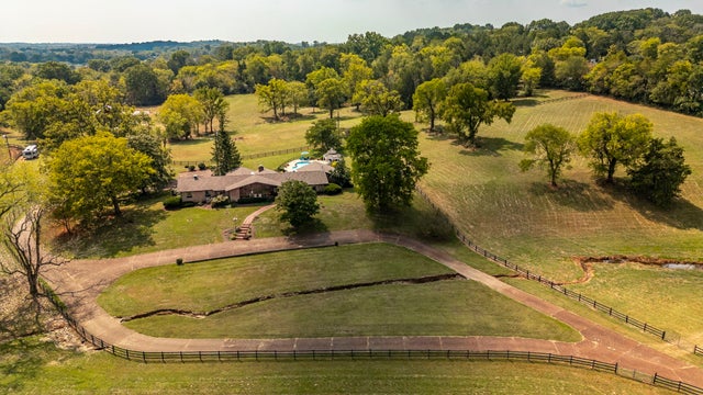 755 Long Hollow Pike, Goodlettsville
