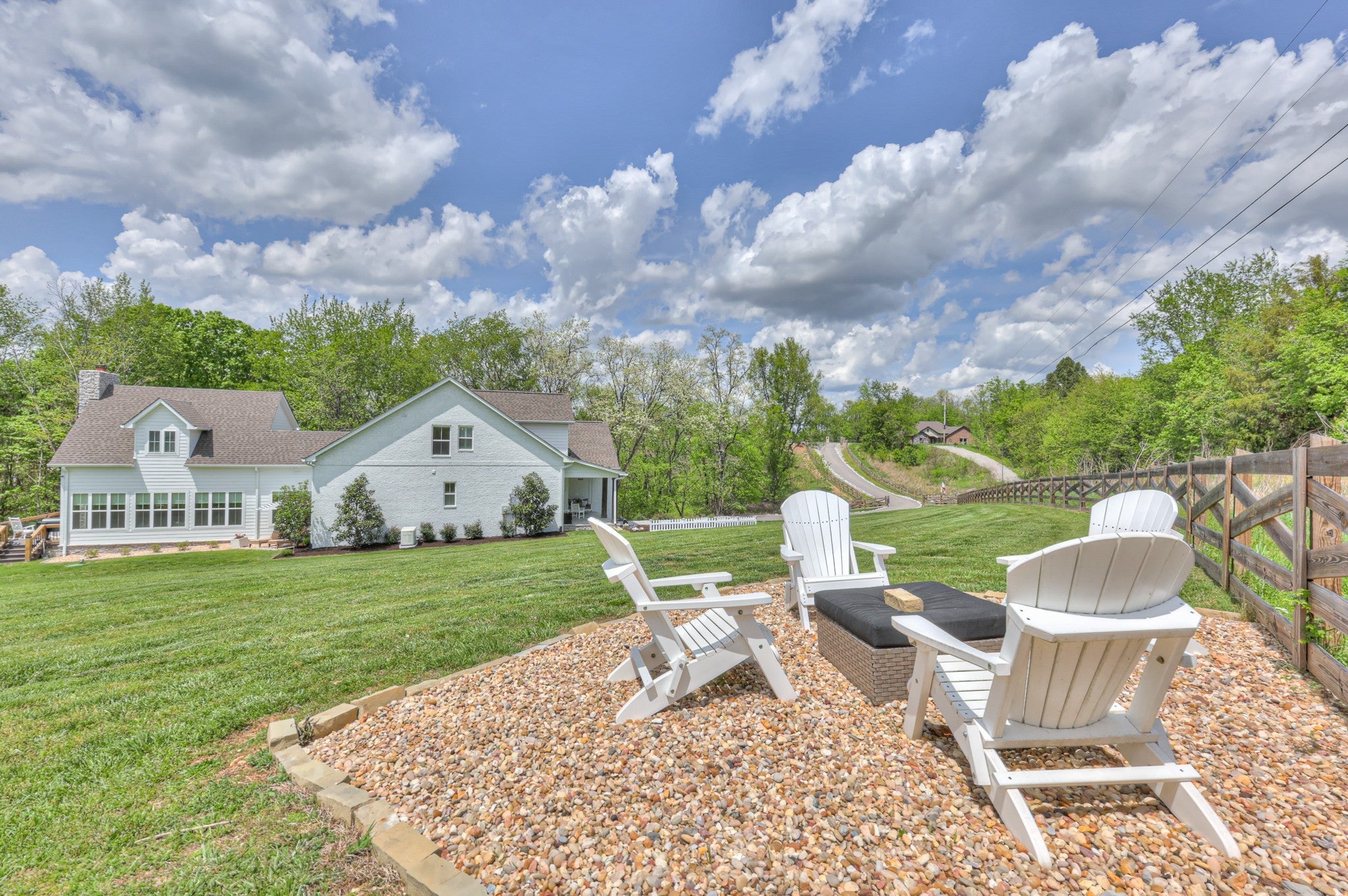 Photo of Listing #3011950