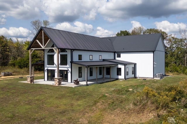 4467 Old Highway 52 E, Westmoreland