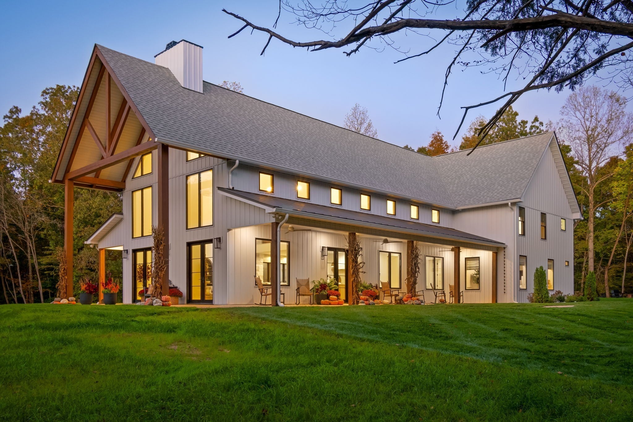 Photo of Listing #3033296