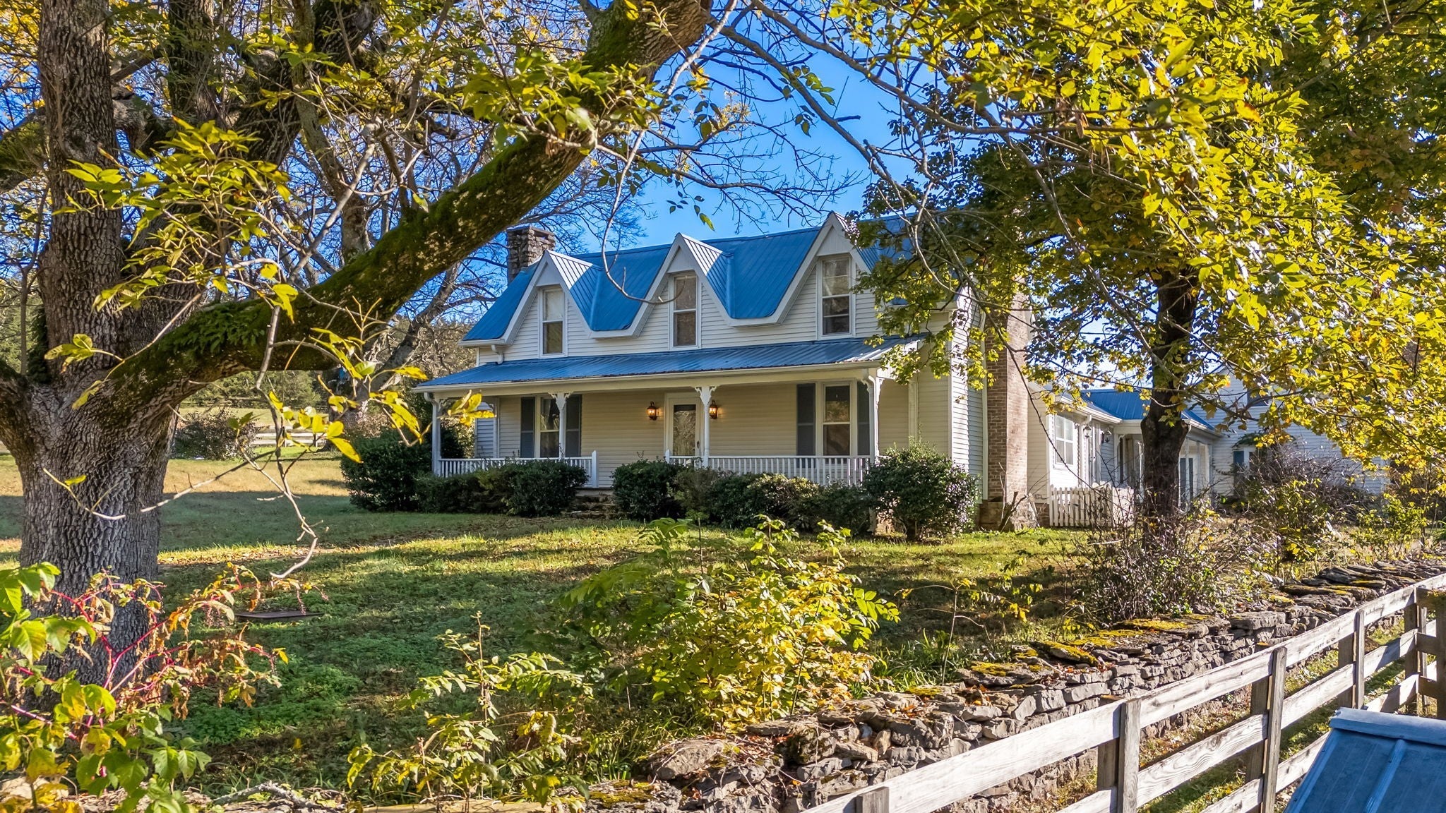 Photo of Listing #3038915