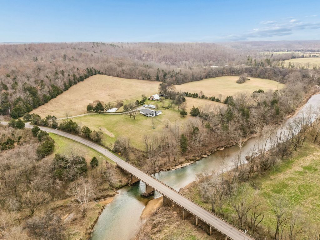 6200 Pinewood Rd, Nunnelly