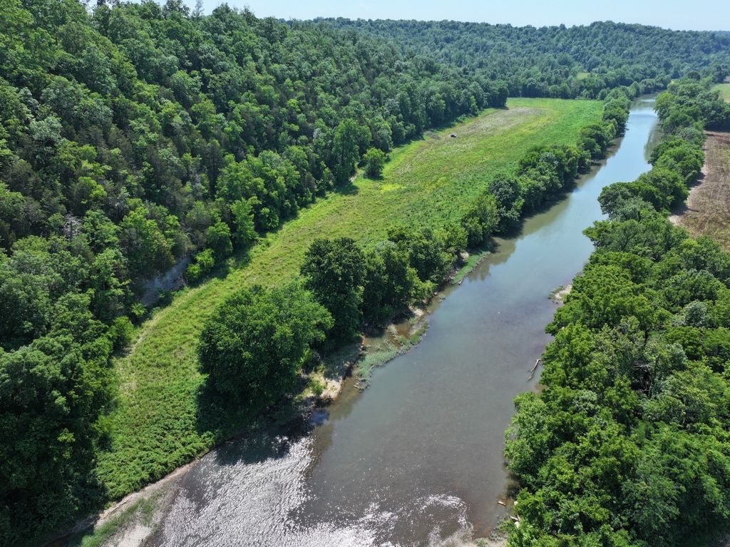 110 Wade Reed Rd, White Bluff