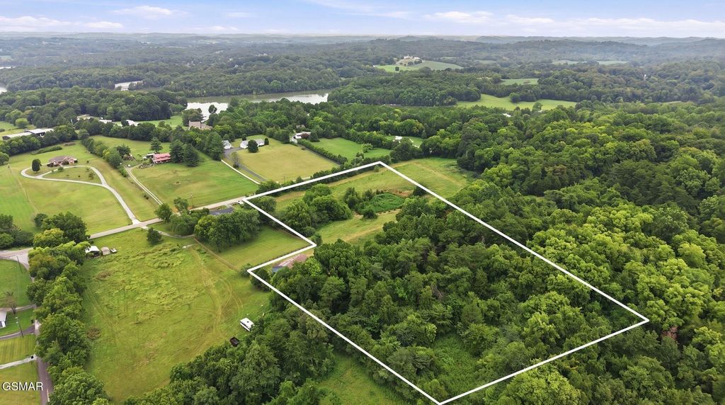 4531 Miser Station Road, Friendsville