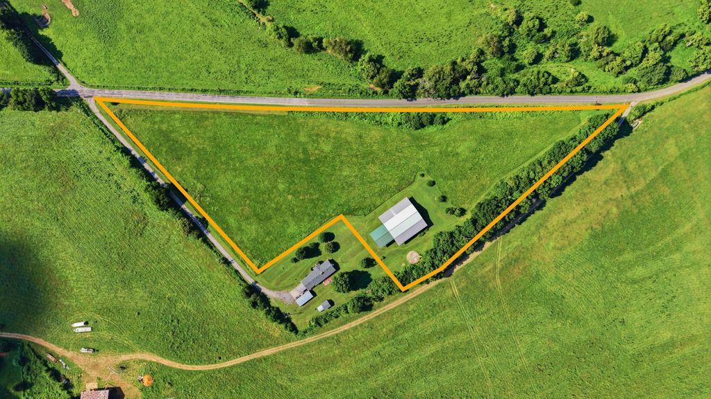 752 Old State Hwy 28, Pikeville