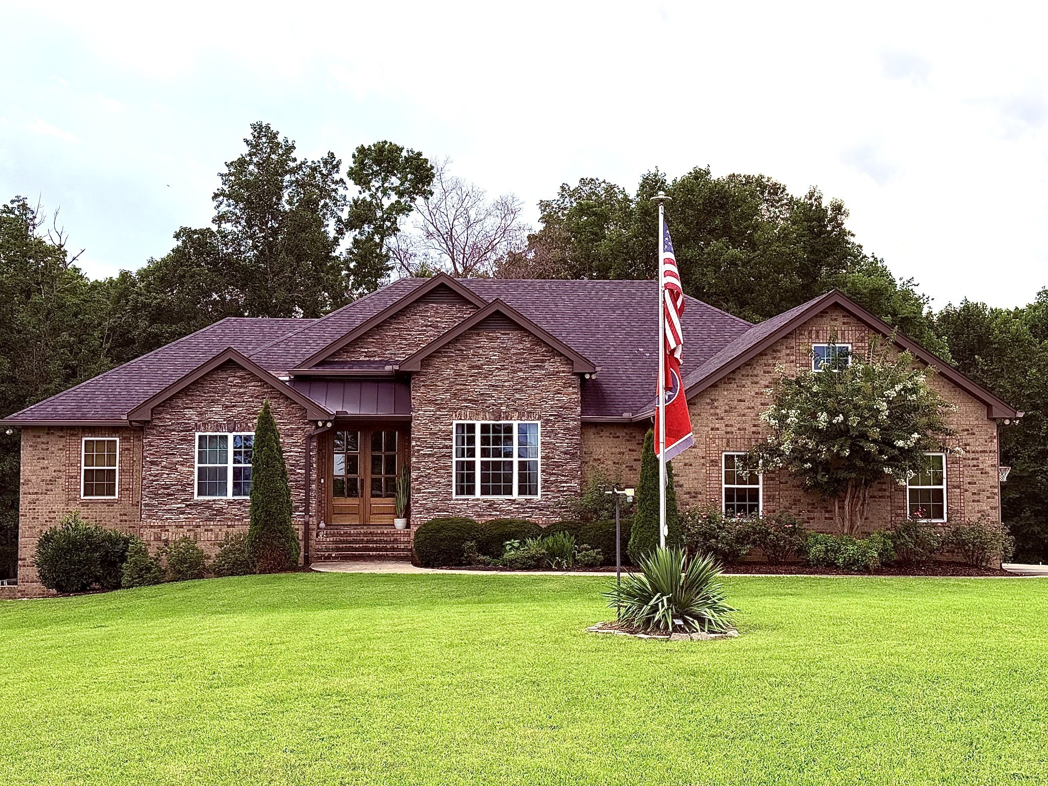 Photo of Listing #3519086