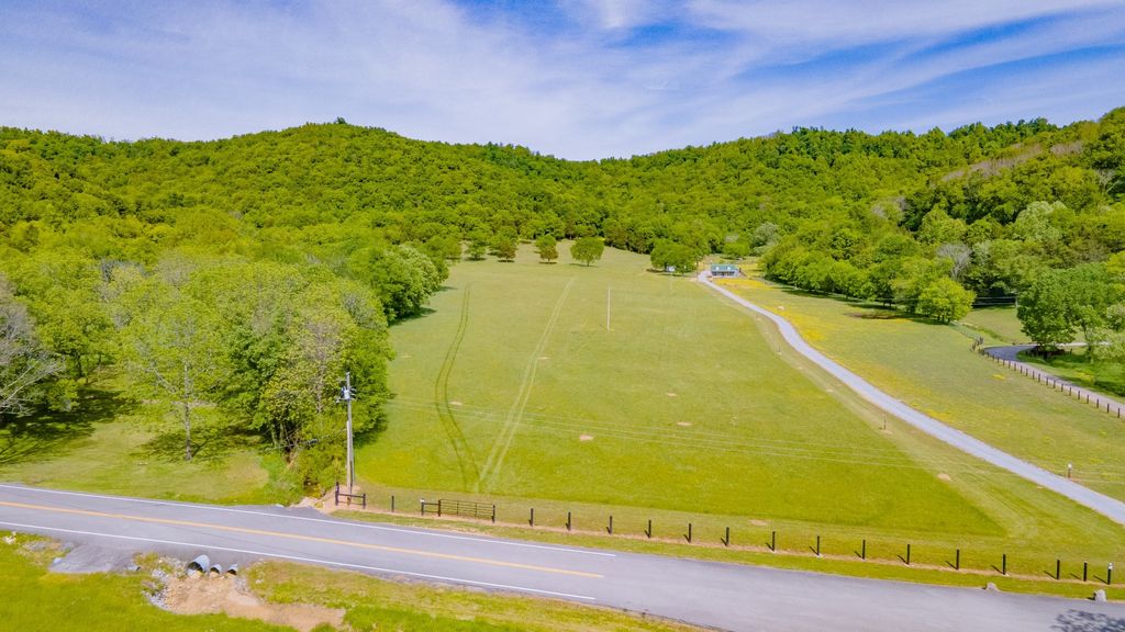 9701 Fox Hollow Rd, Christiana