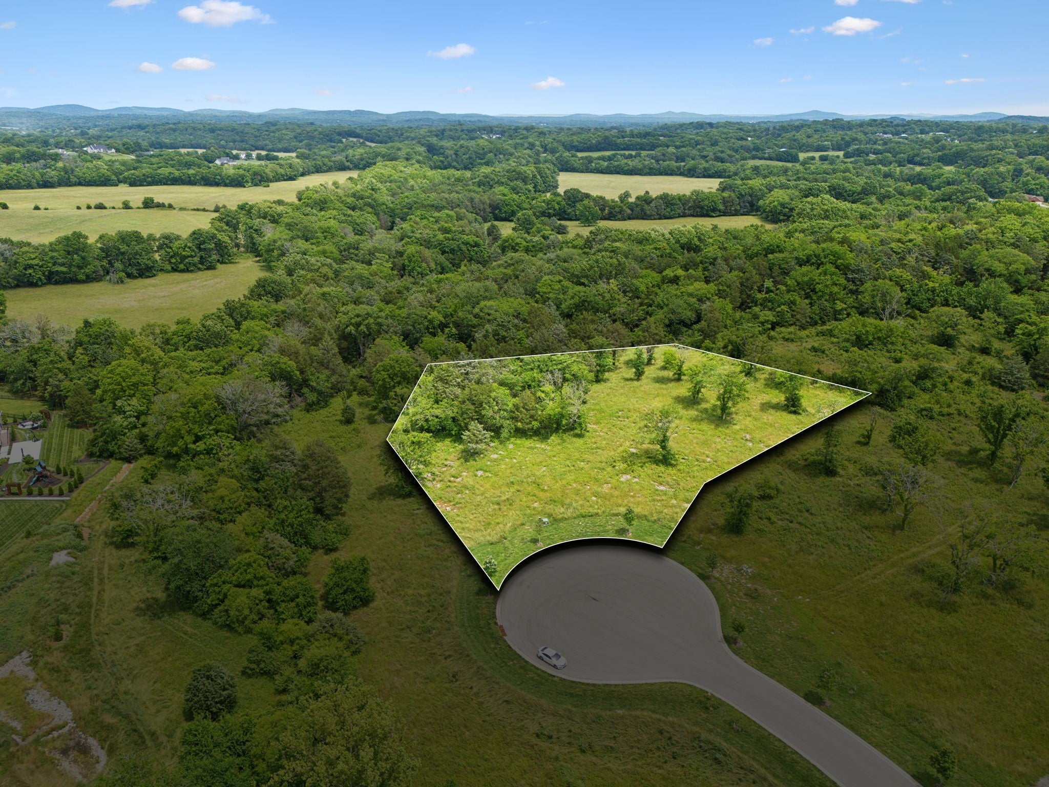 Photo of Listing #2752294