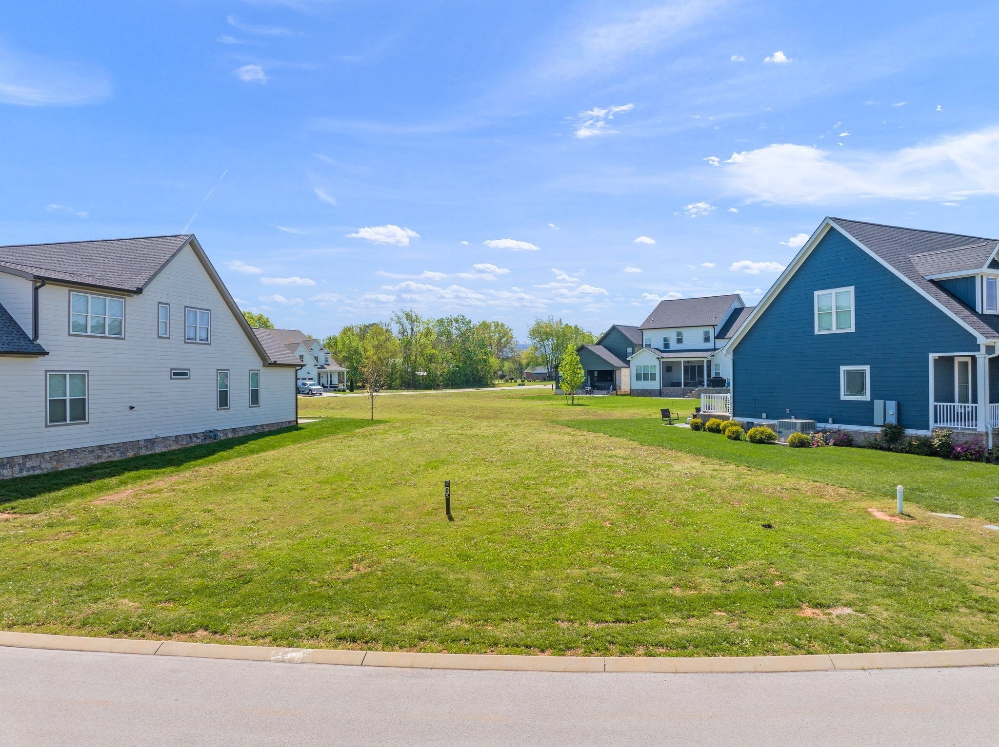 Photo of Listing #2819097