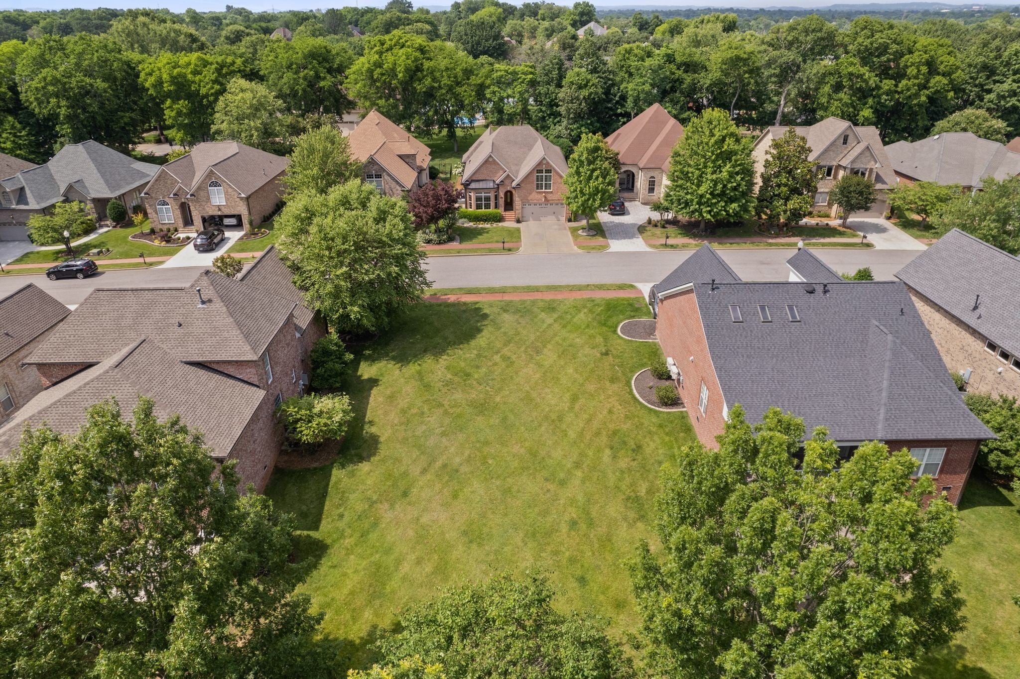 Photo of Listing #2905392