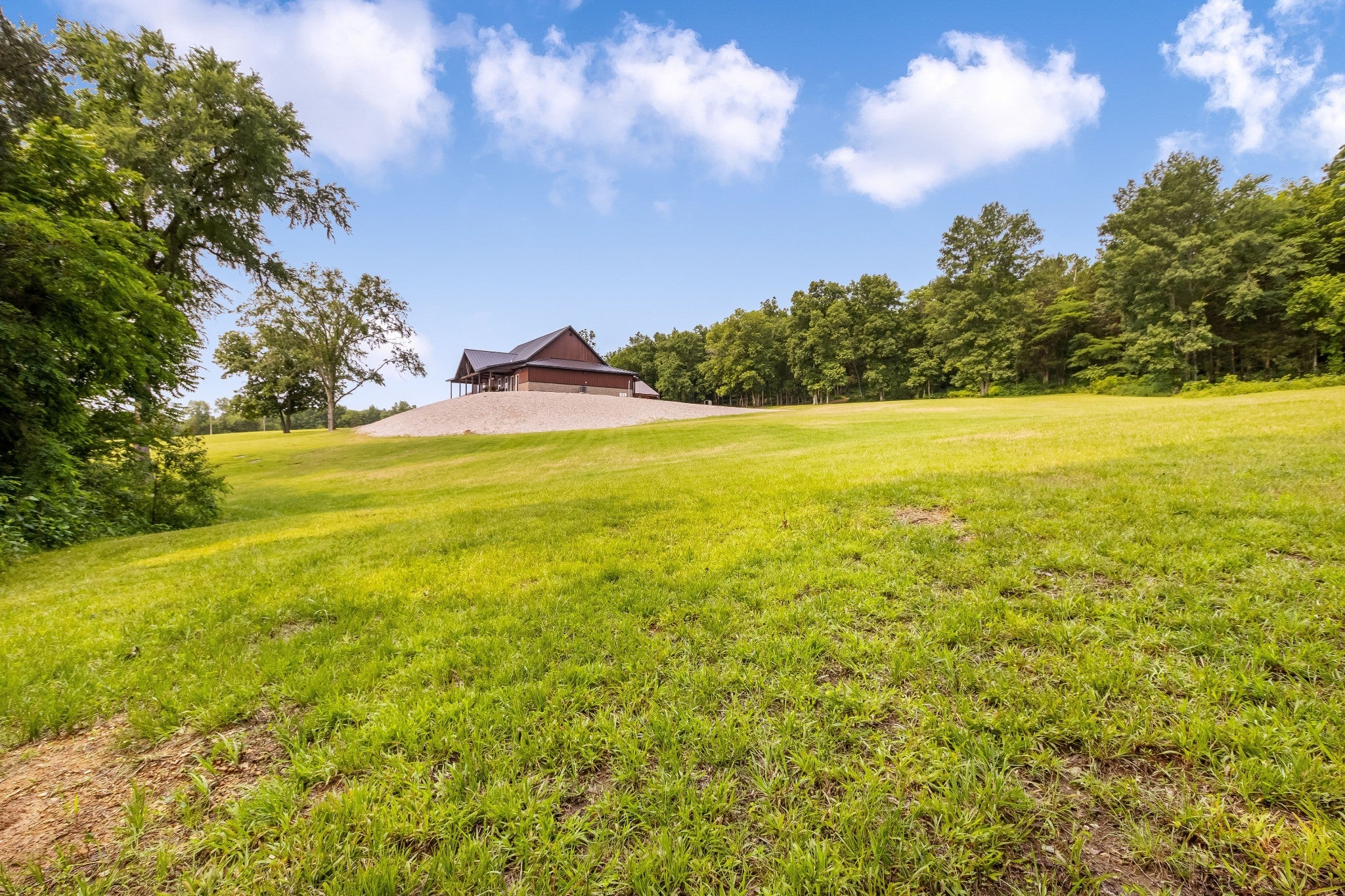 Photo of Listing #2914693