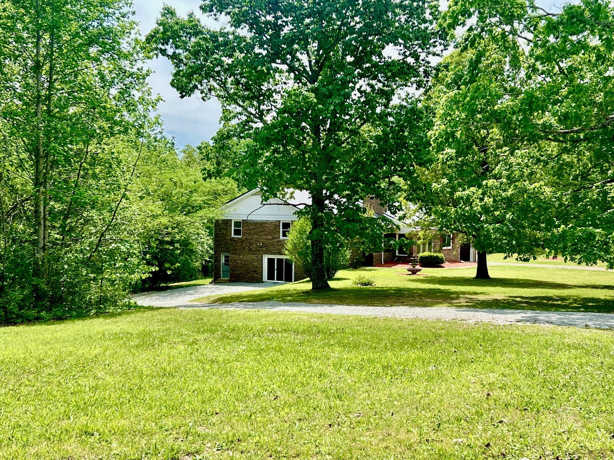 Photo of Listing #2915361