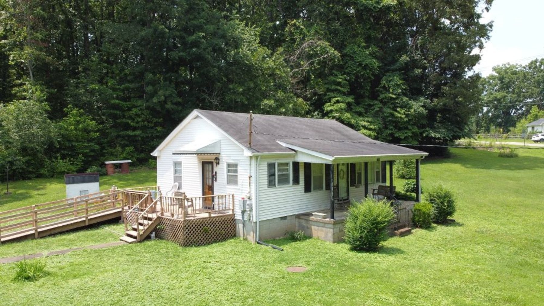Photo of Listing #2930078