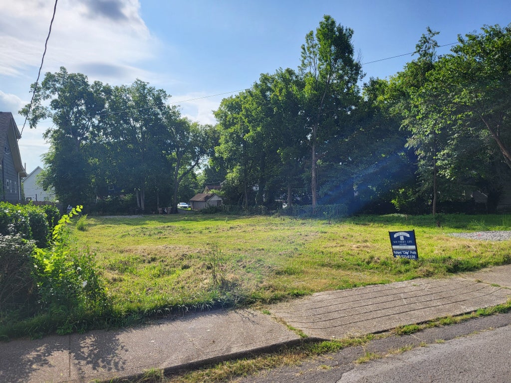 1425b Pennock Ave, Nashville