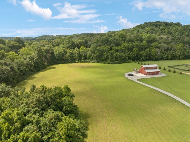 4215 Hampshire Pike, Hampshire