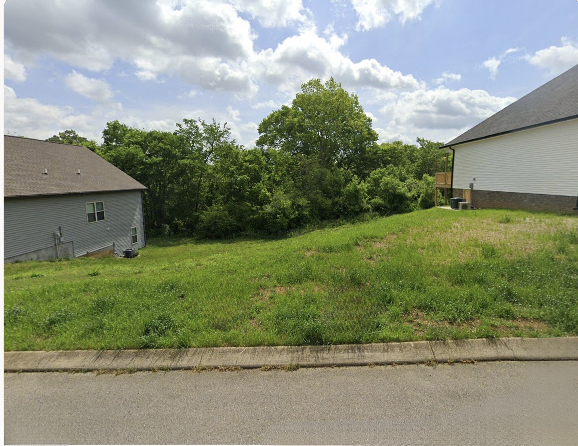 Photo of Listing #2975424