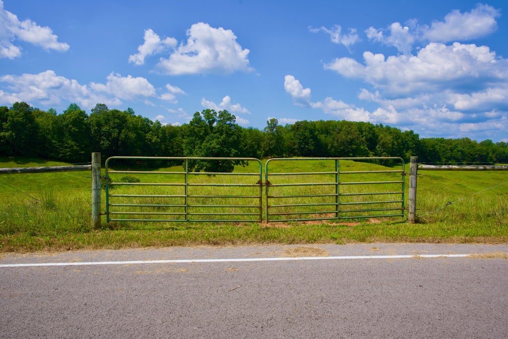 6 Barlow Rd, Rock Island